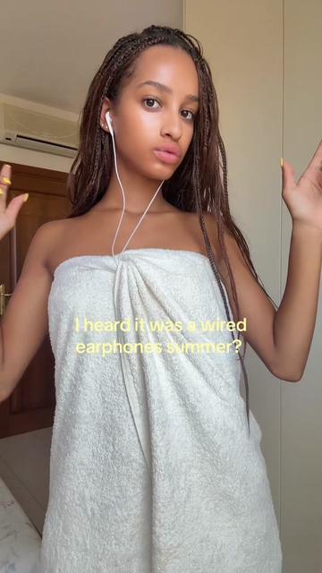 @valeria