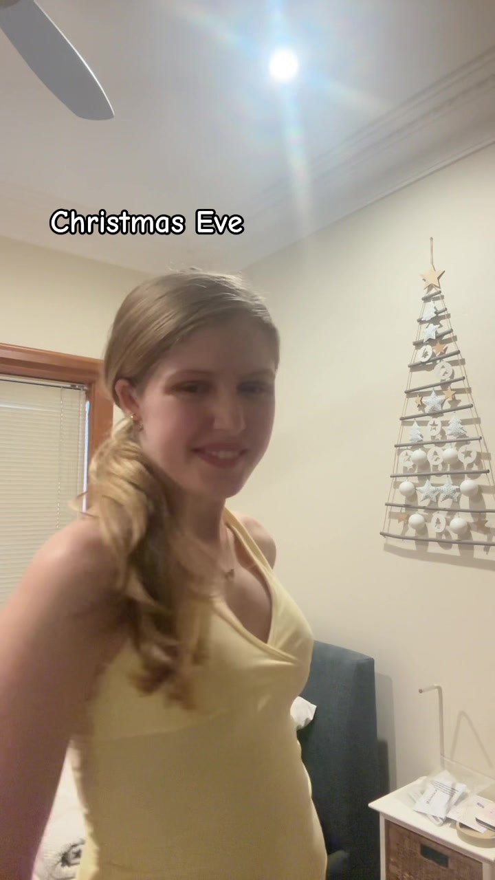 @sophia_niccolai