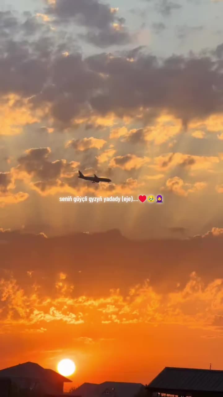 @𝓜ꨄ
