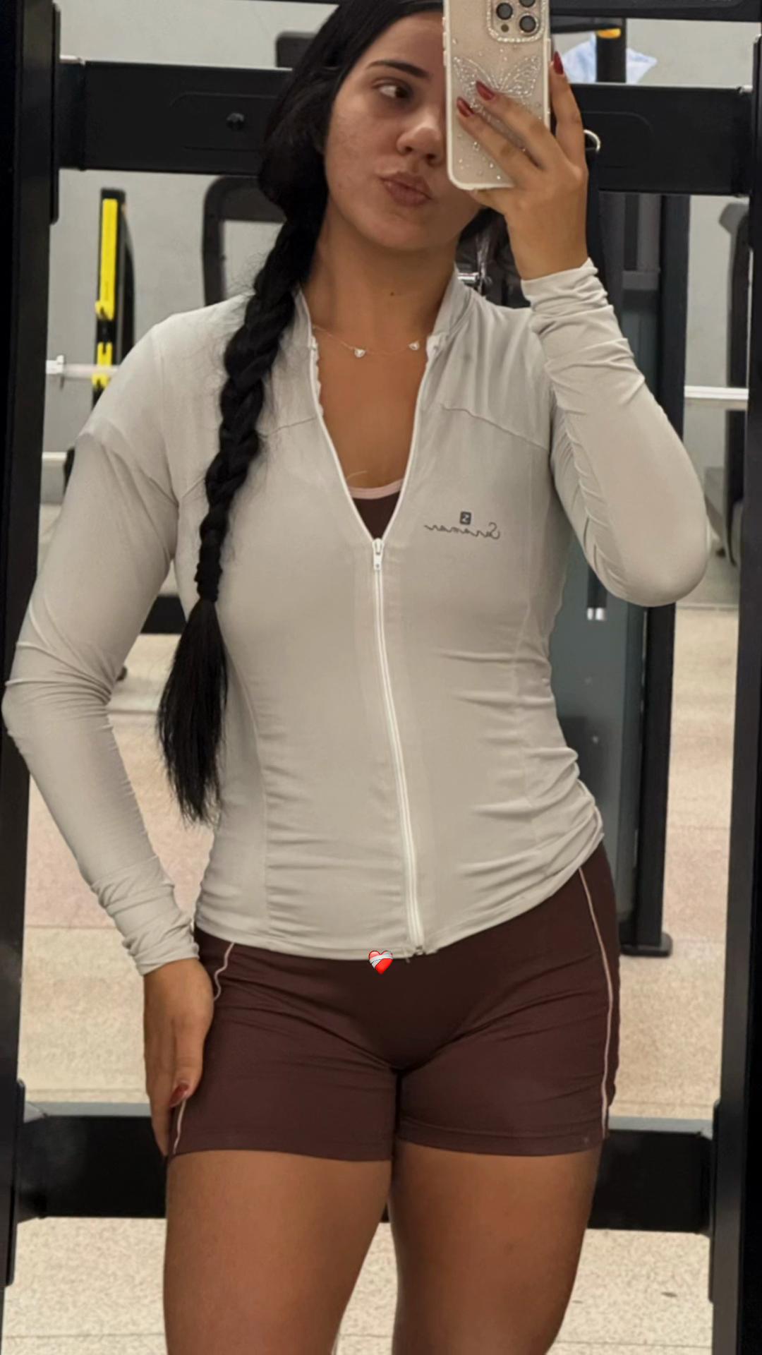 @lorrana