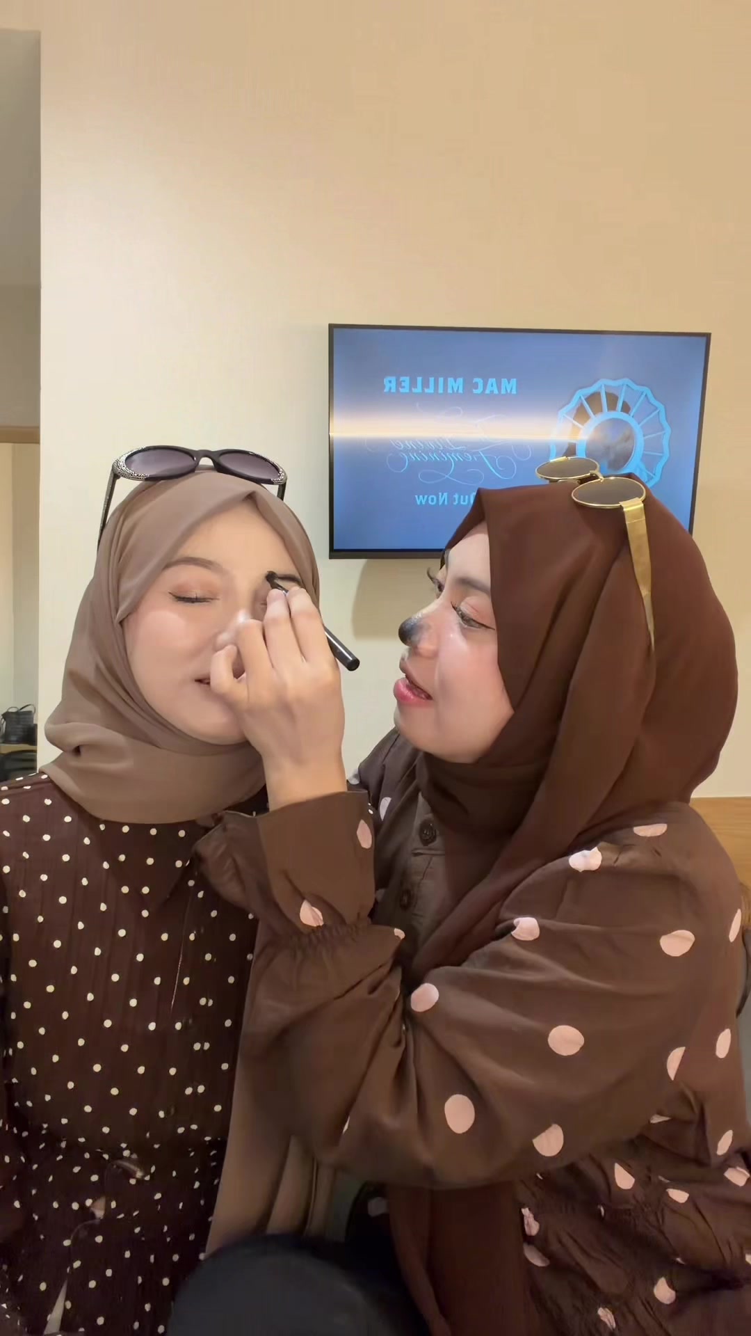 @zauraa