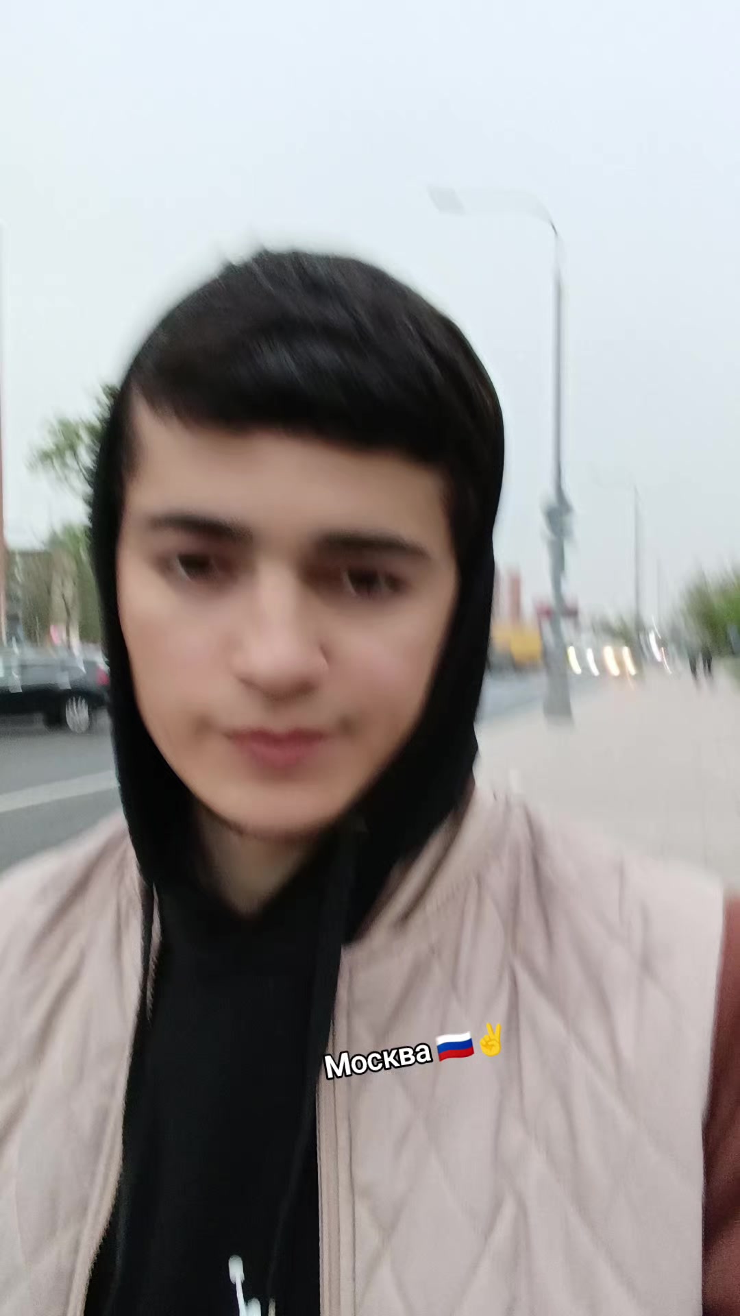 @𝒃𝒂𝒄𝒉𝒂𝒊 𝒐𝒅𝒊 🌚🌝