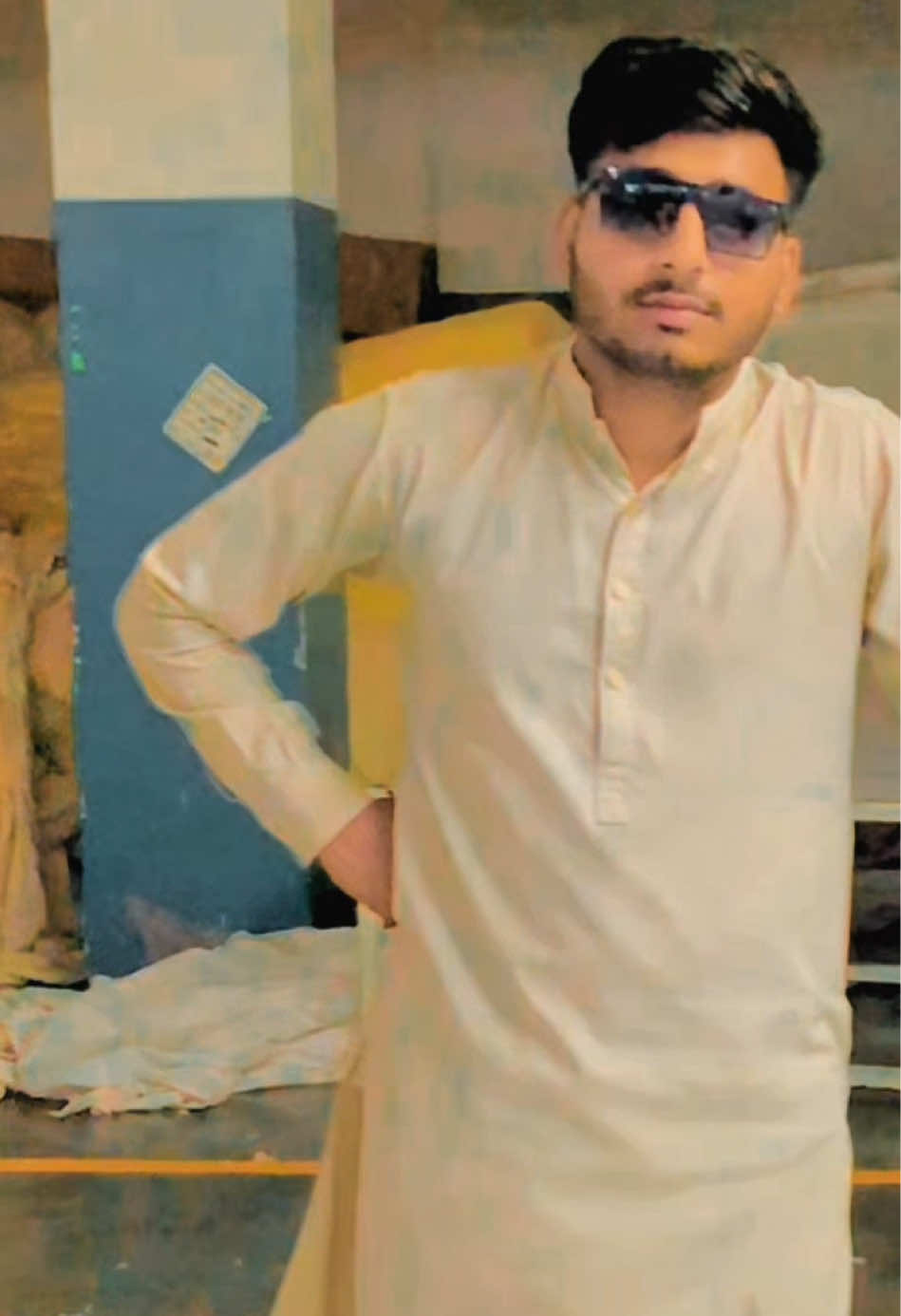@×͜× ZEESHAN★࿐