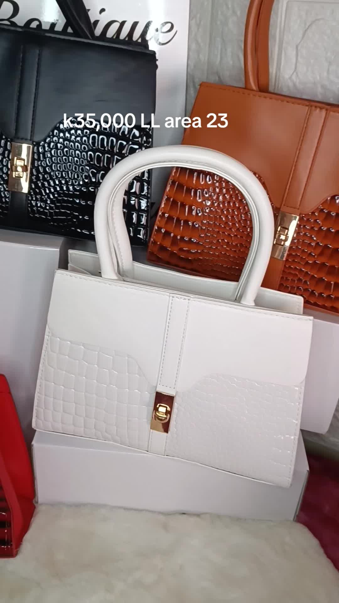 @Cee's Boutique ๐๏ธ๐๏ธ