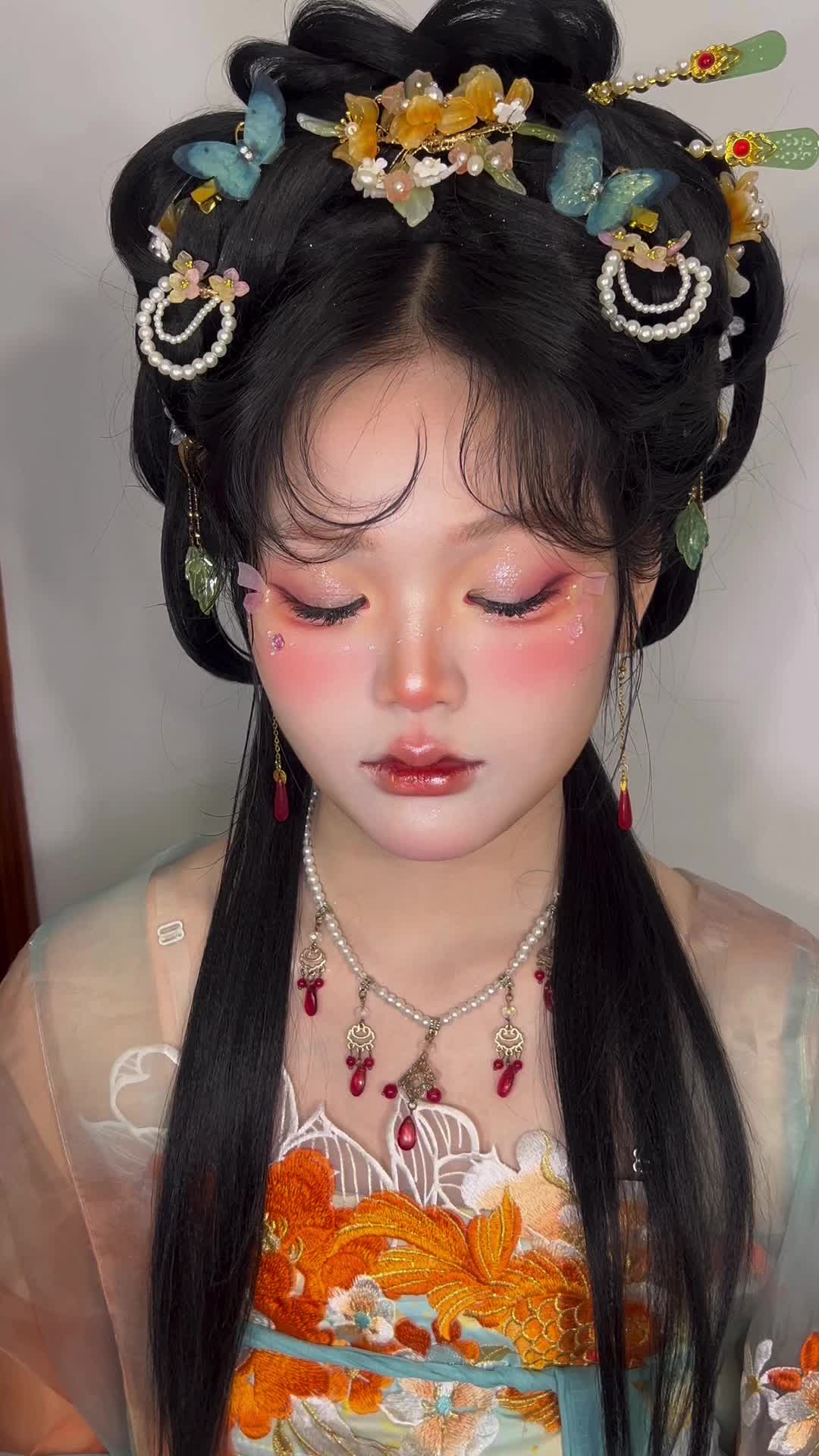 @rosemarymakeup_