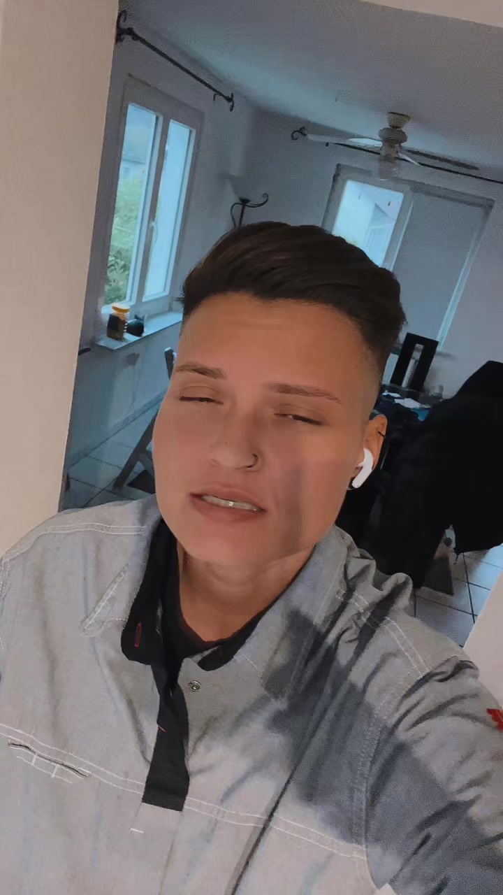 @Jasmiin 🦋🩶