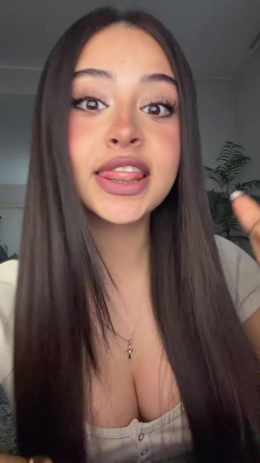 @Pamela ๐ค
