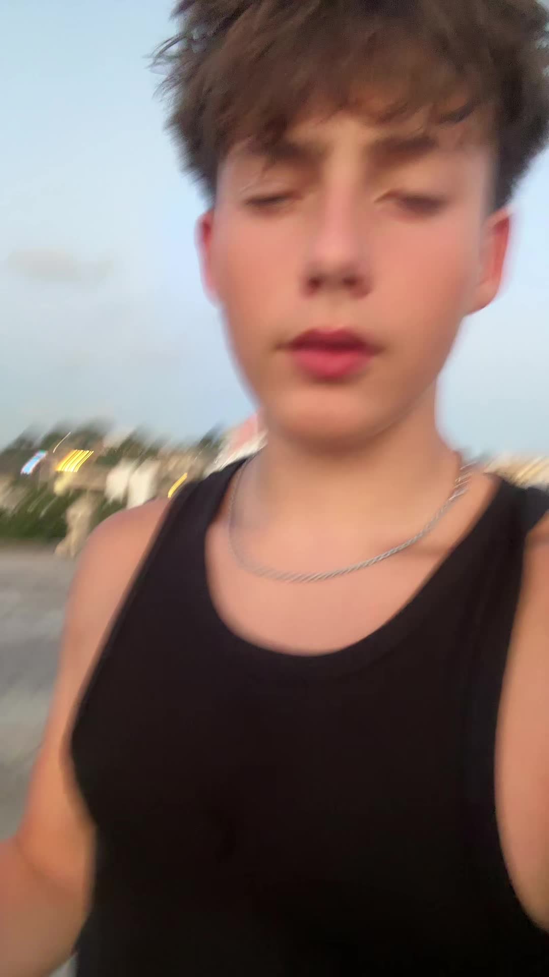 @cyrylo_