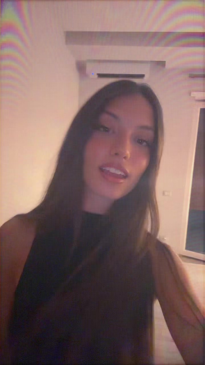 @V🌟