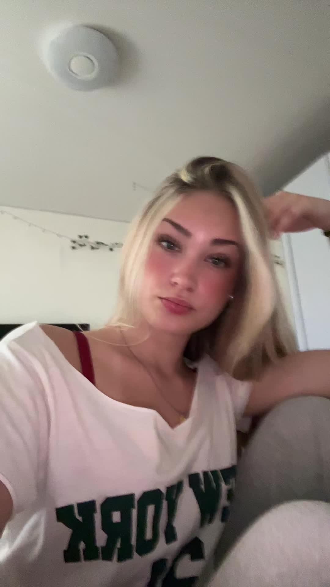 @lea🌟🌺