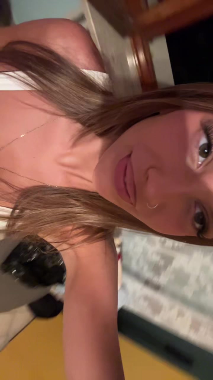 @ყℓεɳเα