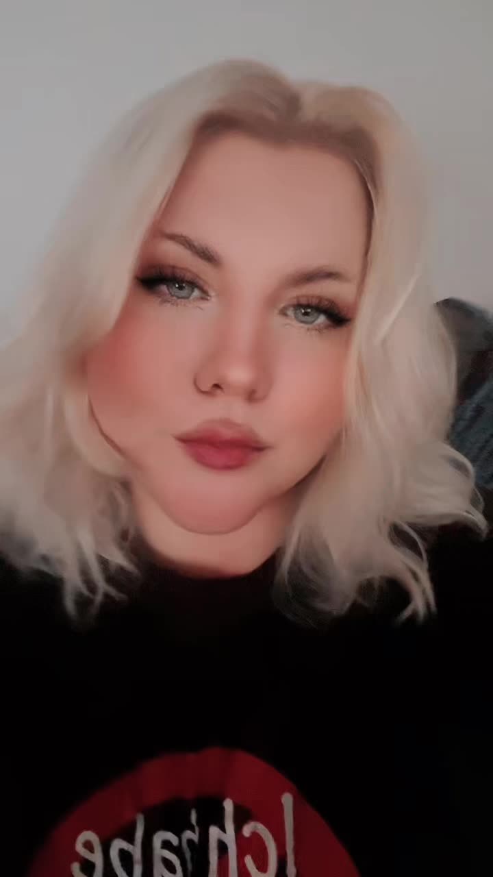 @Miststück😈 mit Charakter😘