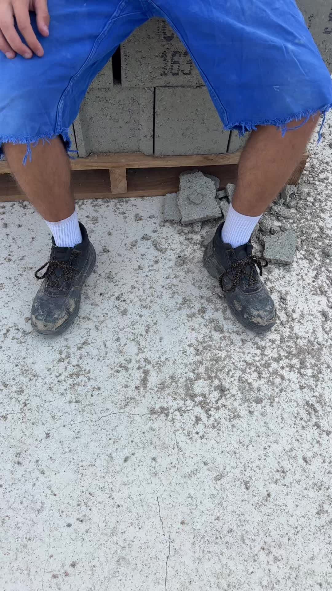 @𝐞𝐧𝐳𝐨.𝐩𝐫𝐞𝐫