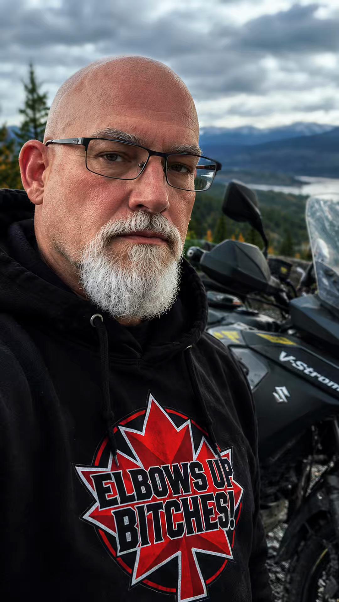 @MrBlue. (RDog) 🇨🇦