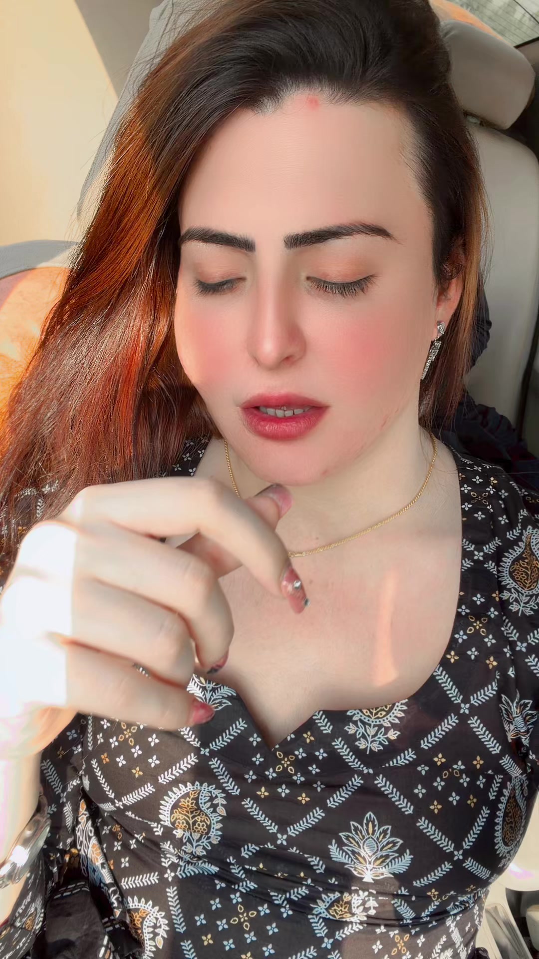 @Riya Khan34