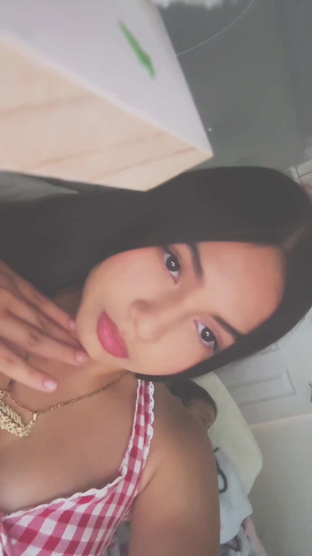 @.!