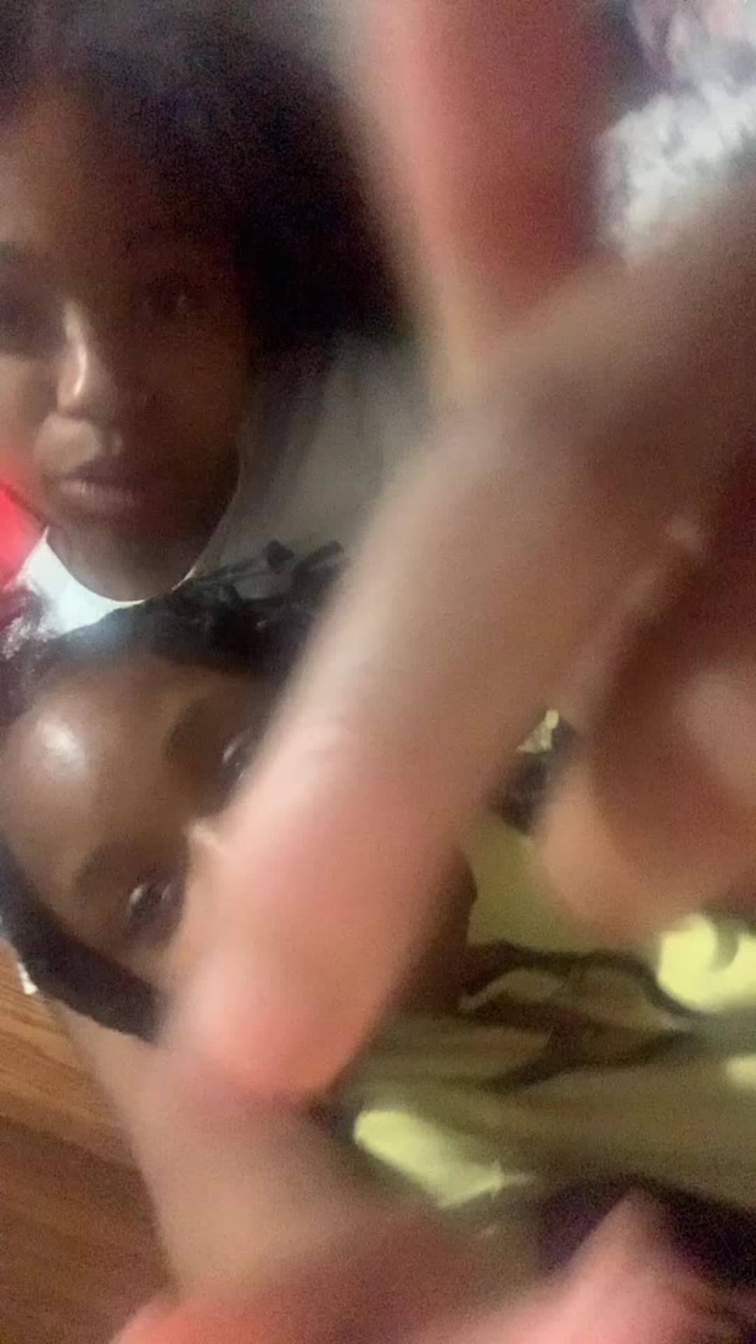@👸🏾