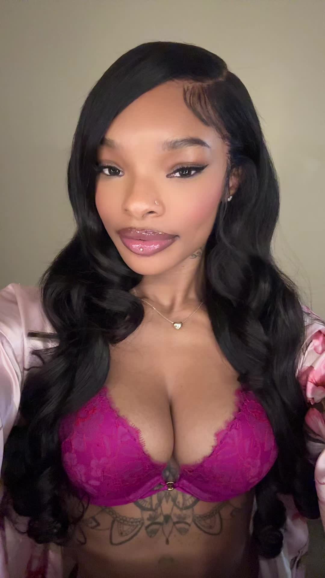 @_lashaelee