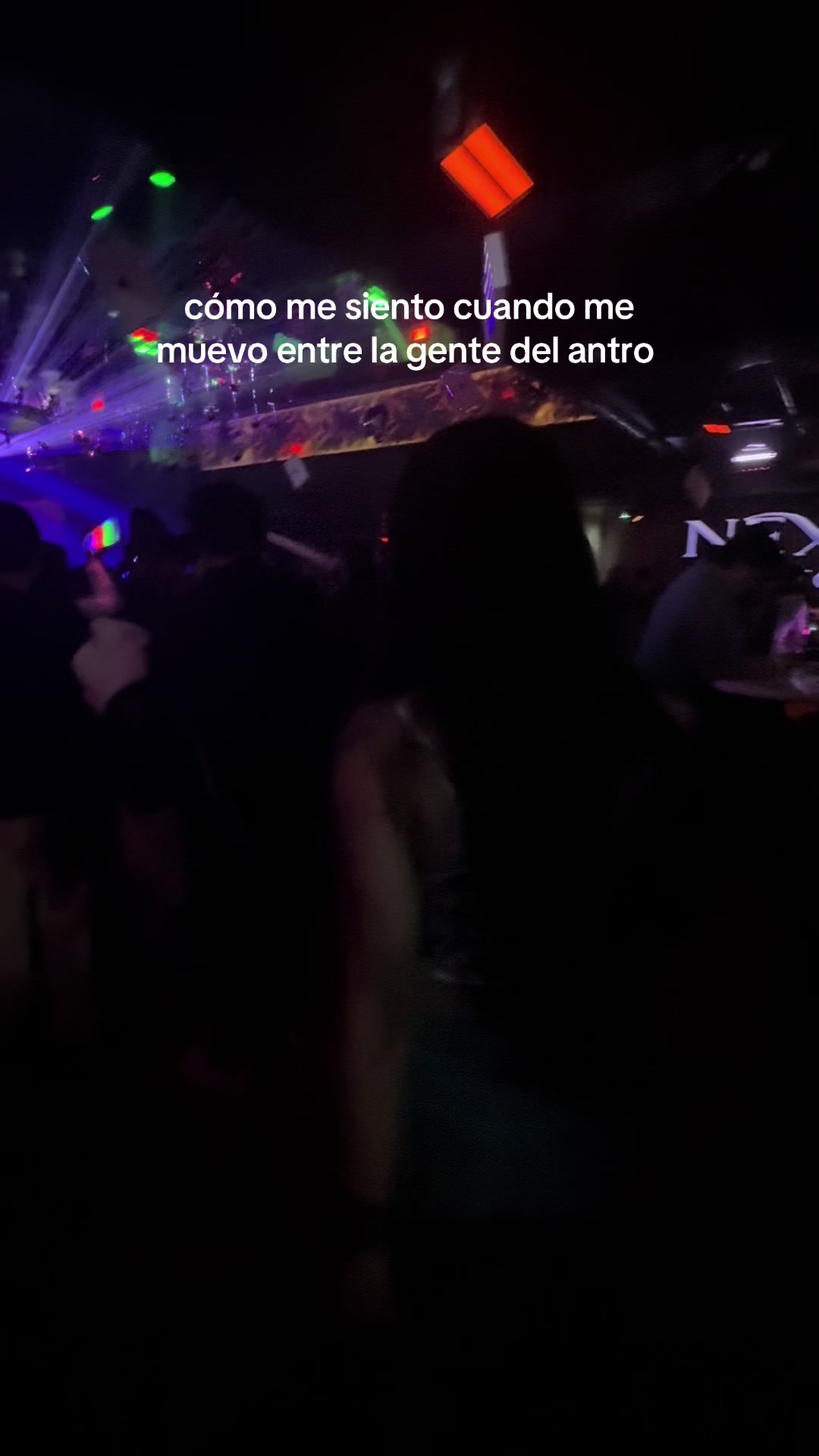 @kellyy