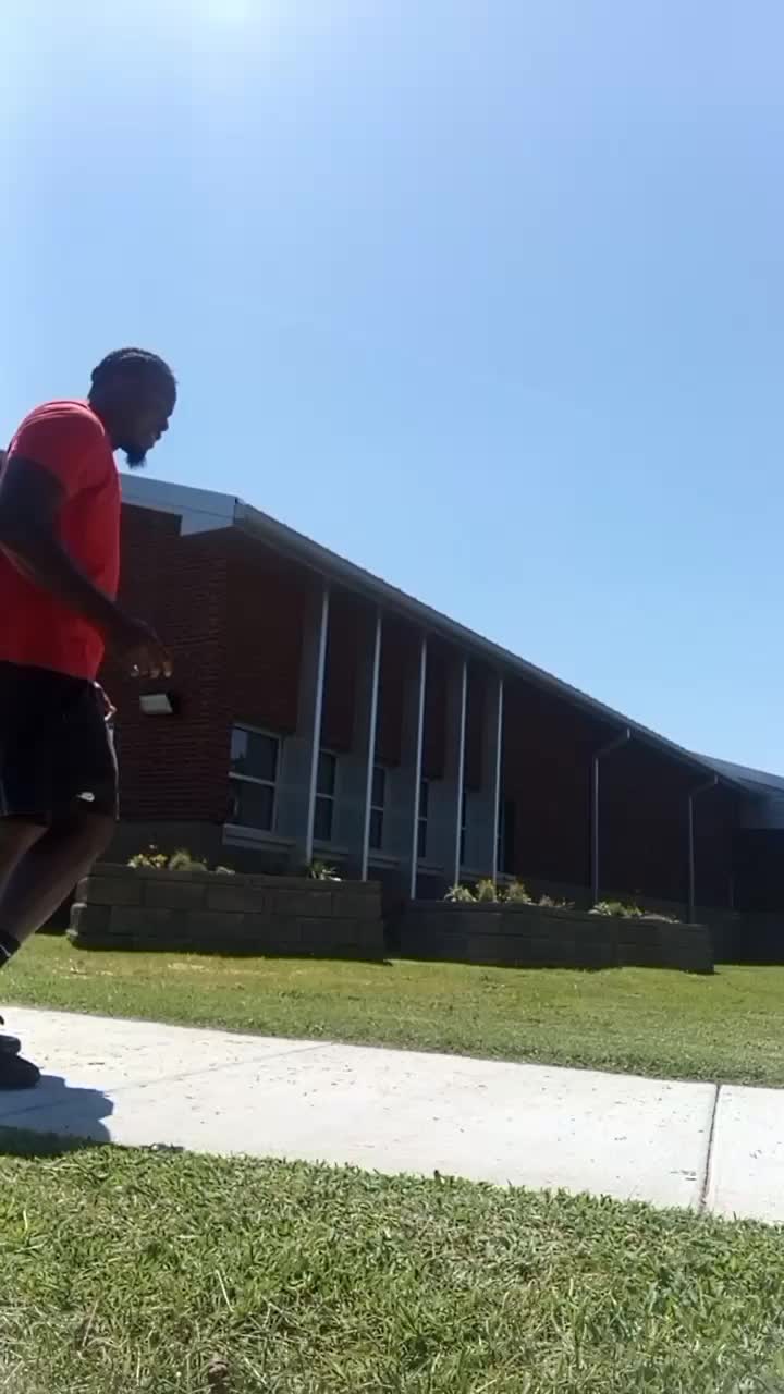 @YoungTobbie