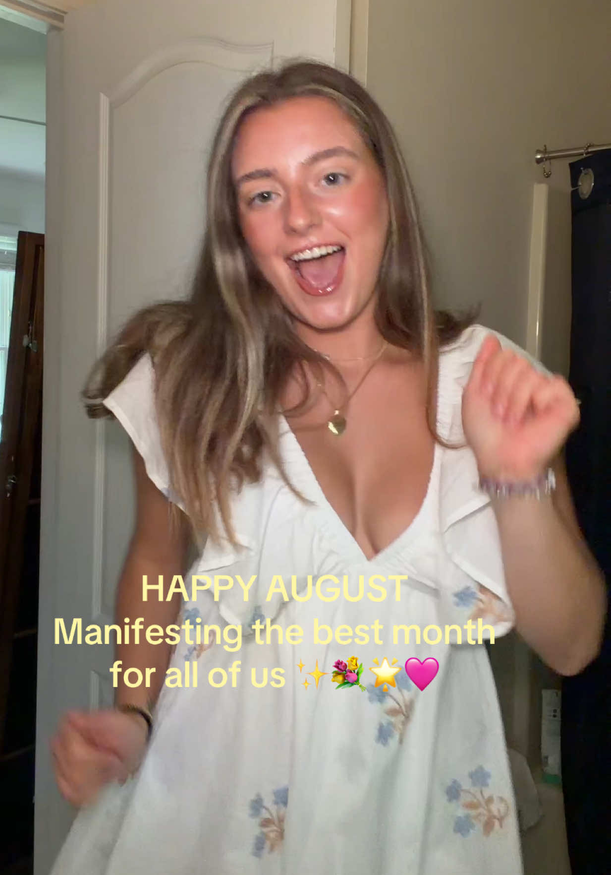 @kayla santos 🪩🧚🤍