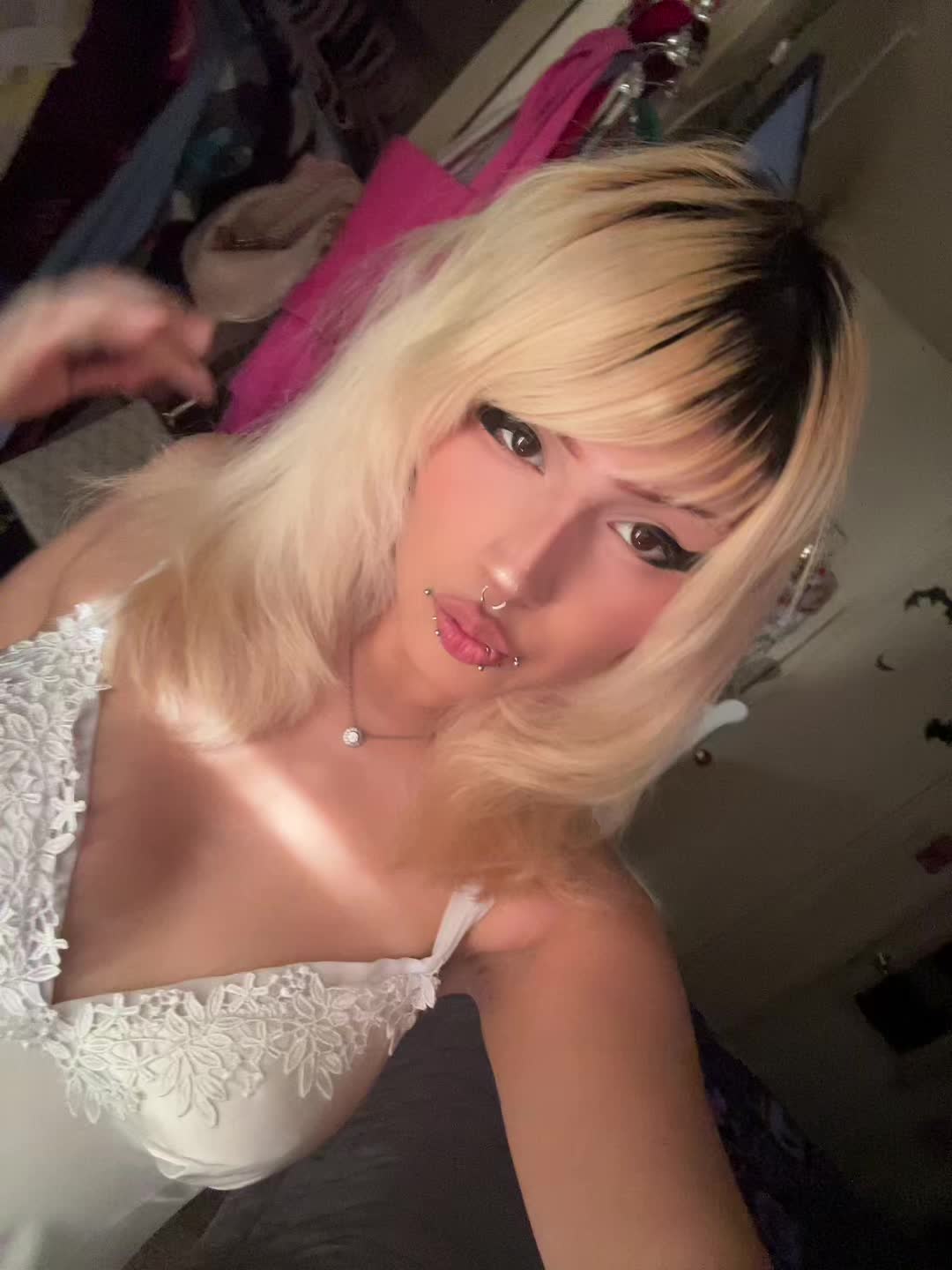 @🍎