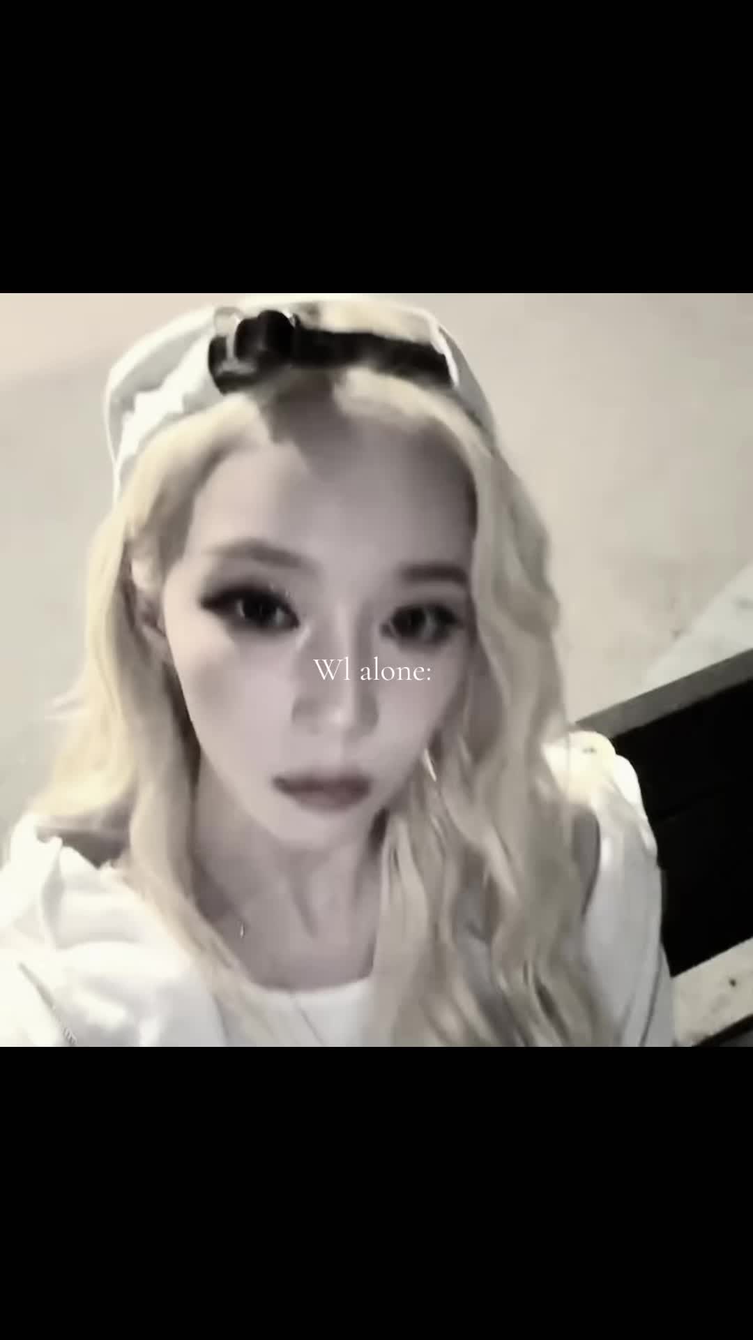 @𝓙🪽