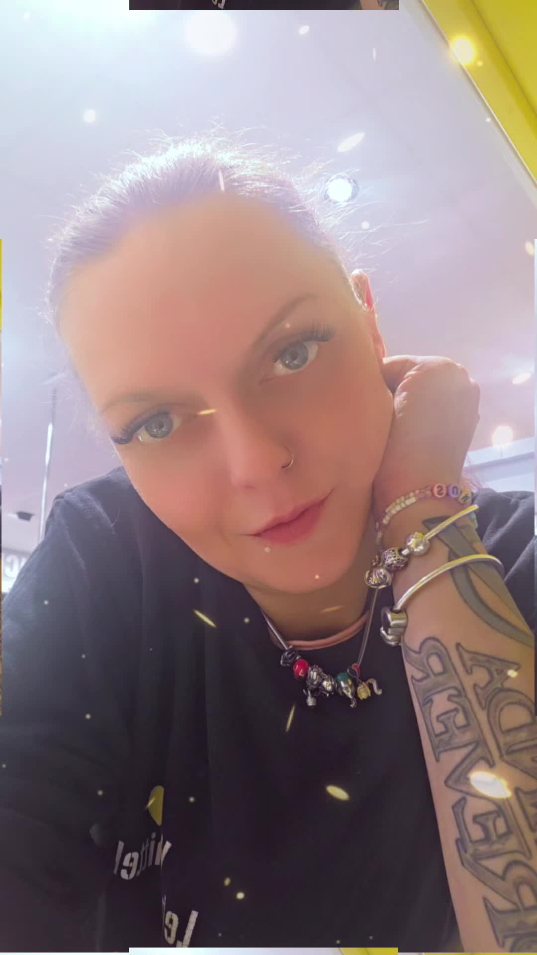 @Shiva_Faultier_Queen 🦥👑