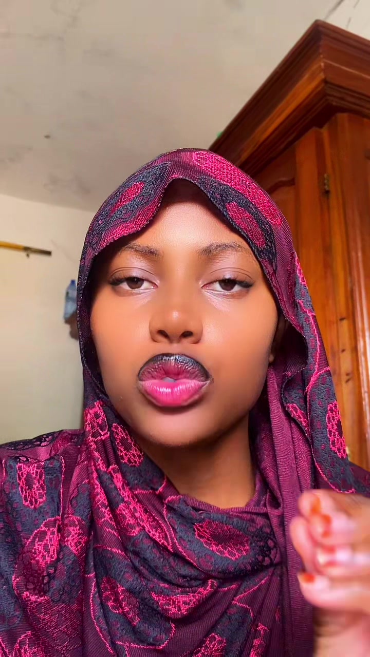 @Fille curieuse 🧐