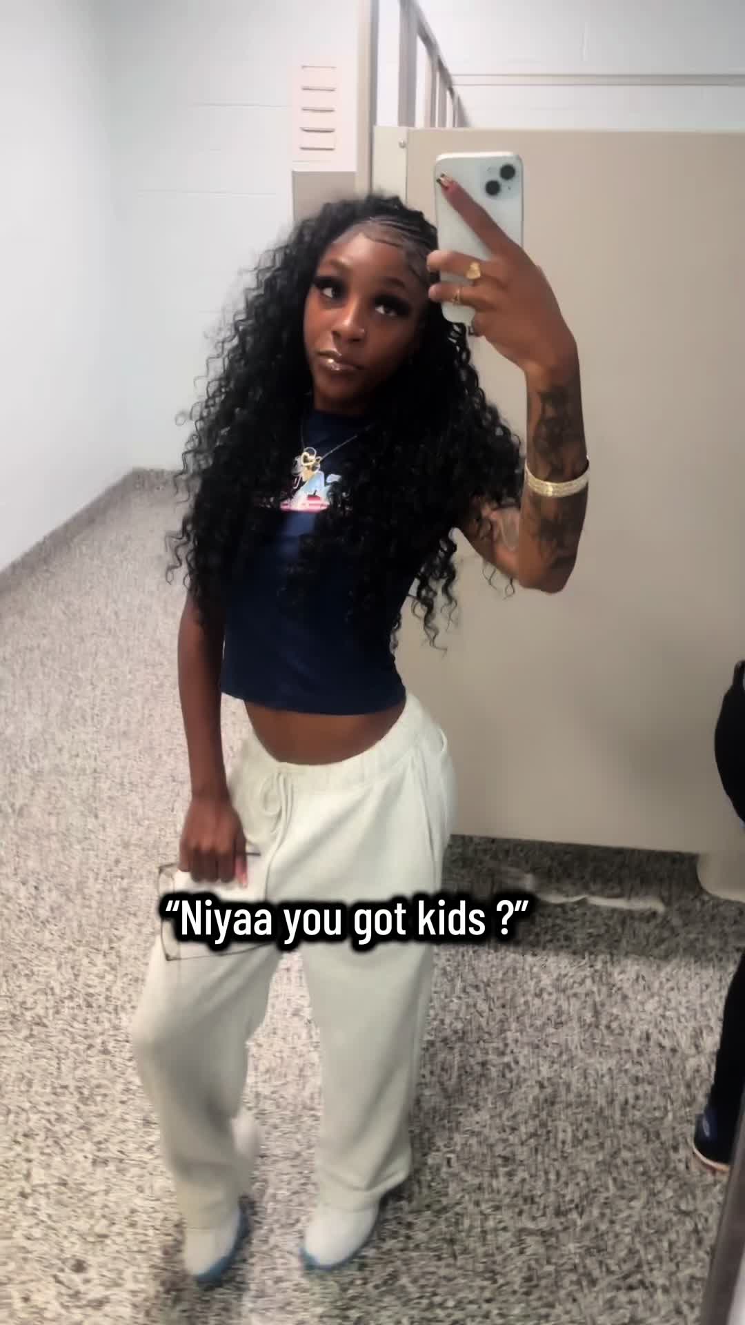 @_.heluvniyaa