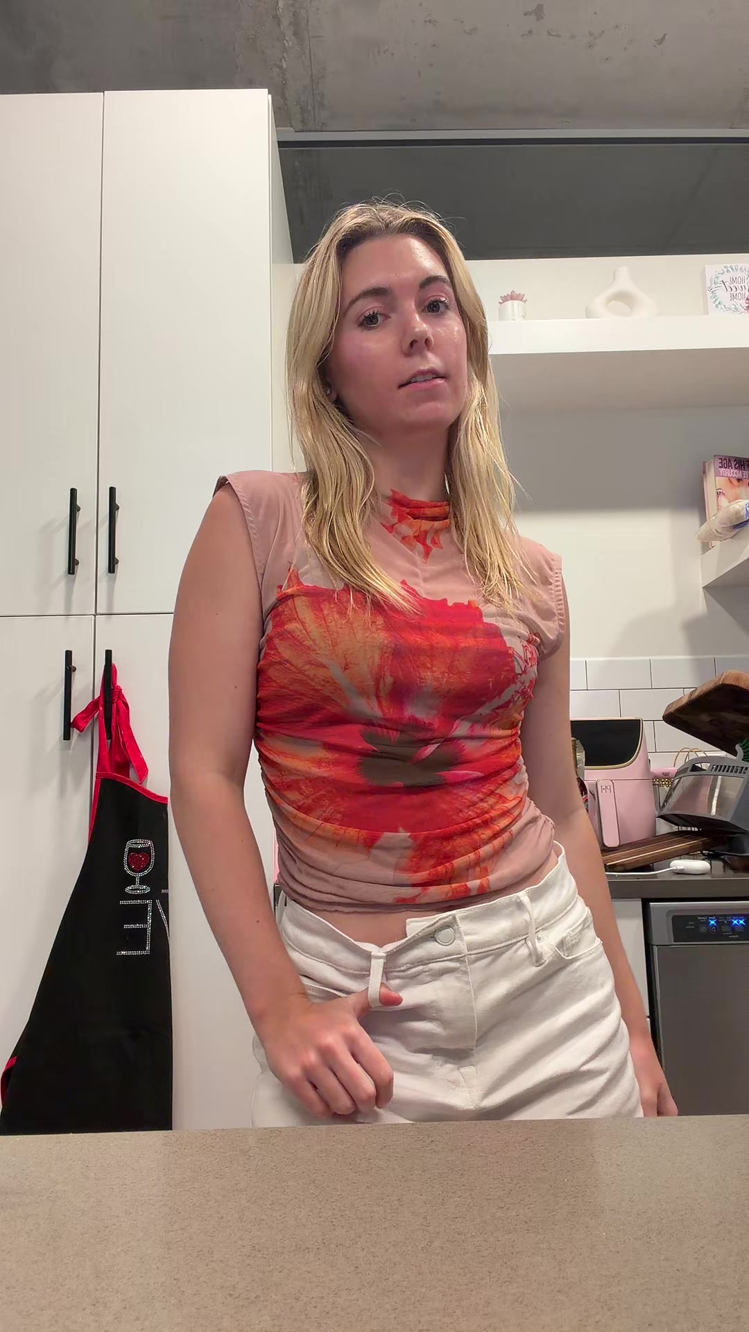 @hannahelizajohnson