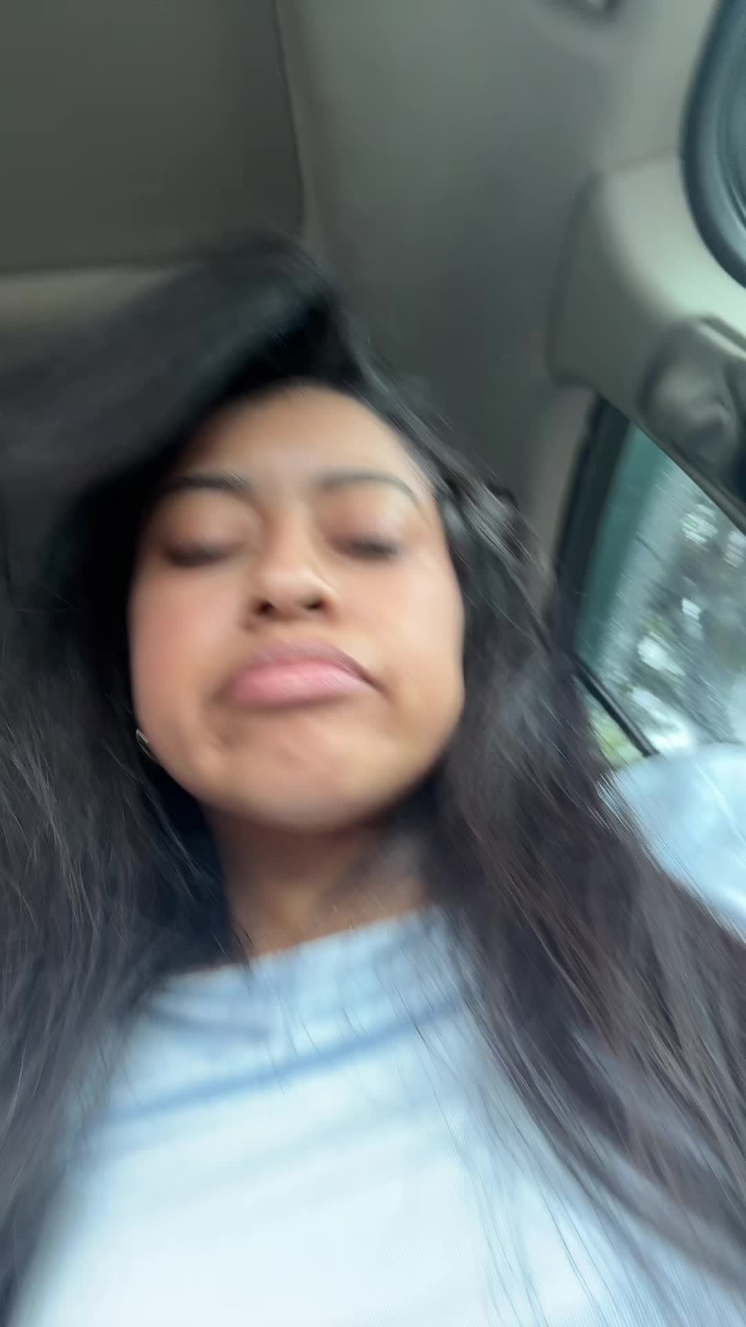 @yaneli