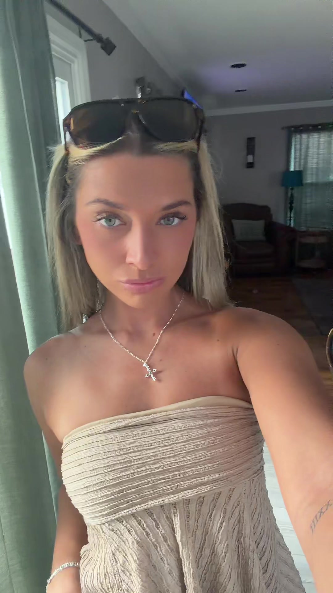 @jessicahirschxoxo