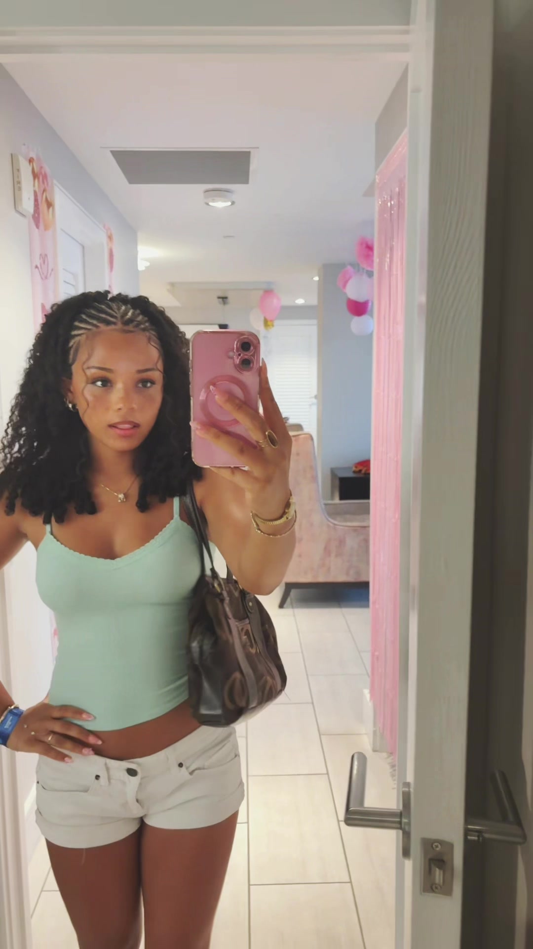 @glitterglizzy20