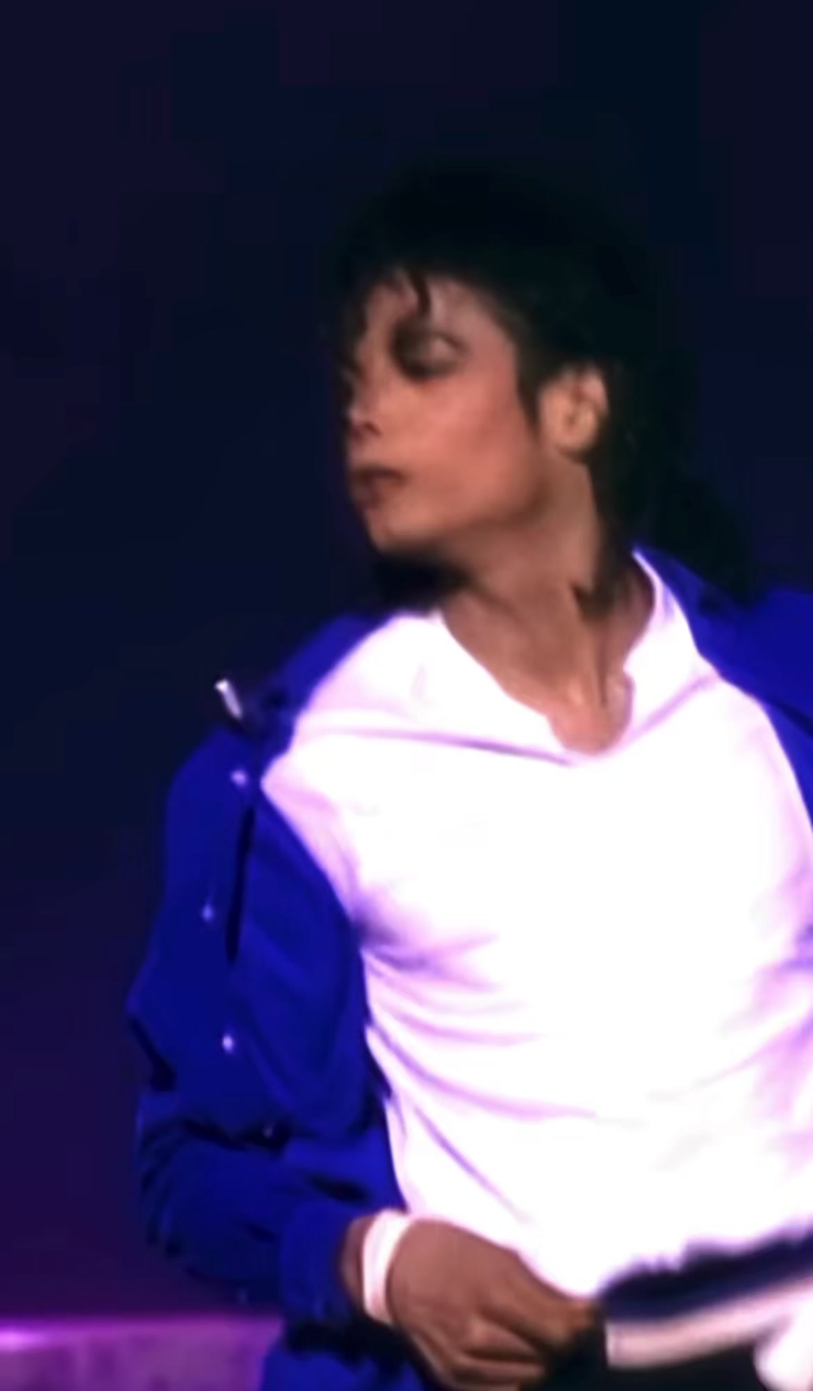 @Jas_x3