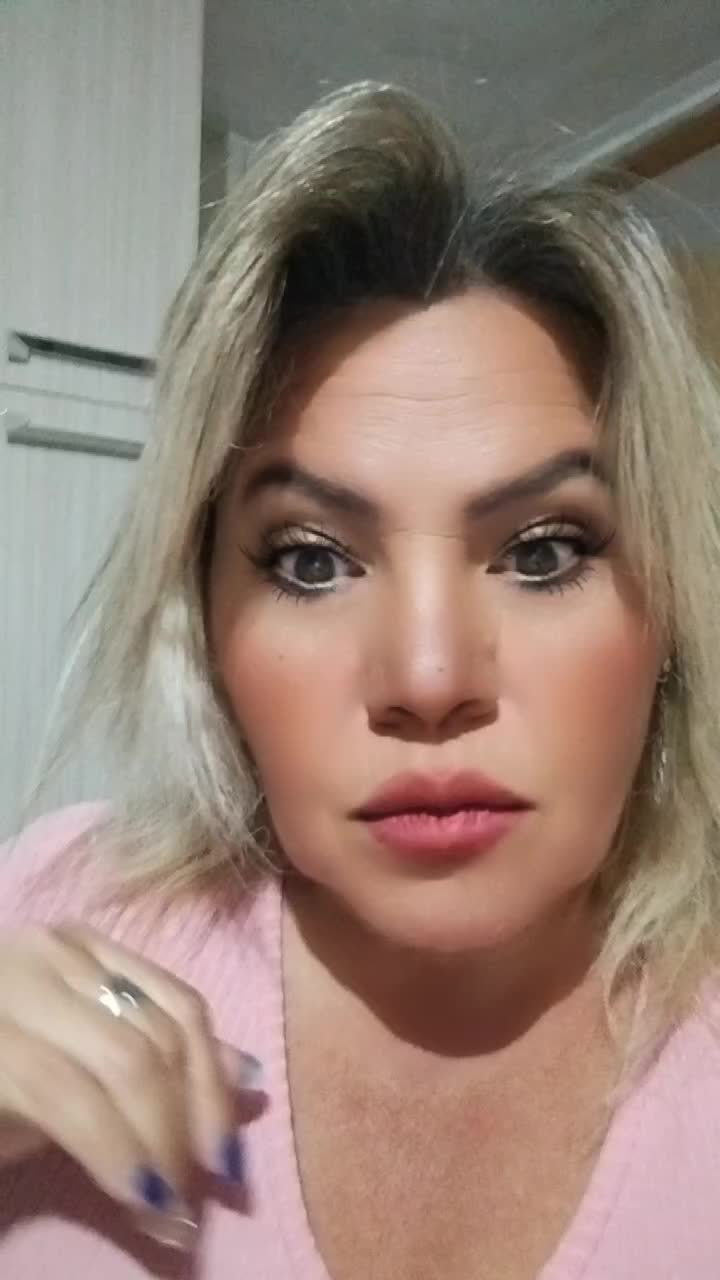 @Elaine Segura121