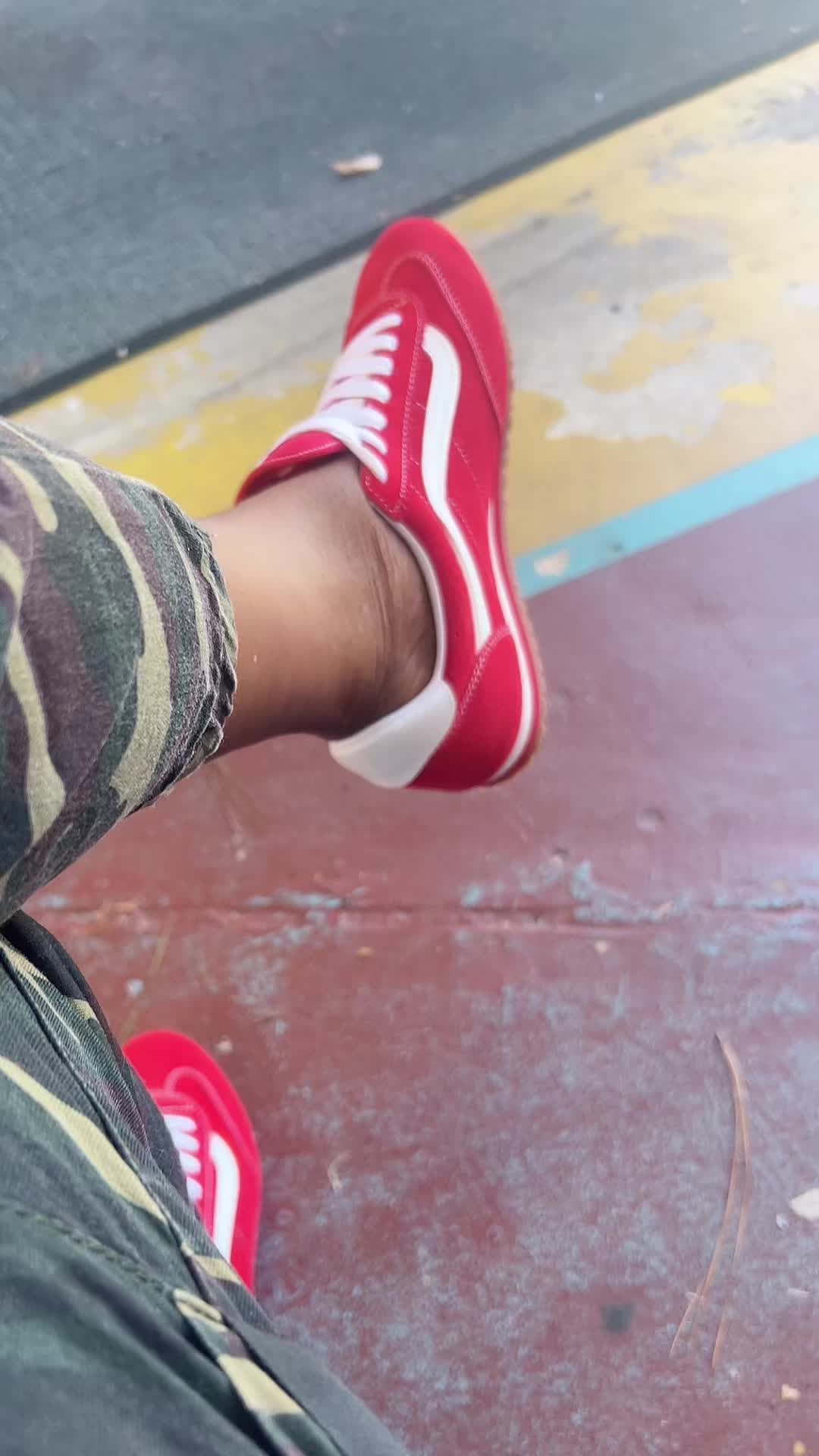 @Yawdgurl (Yaad-gurl)