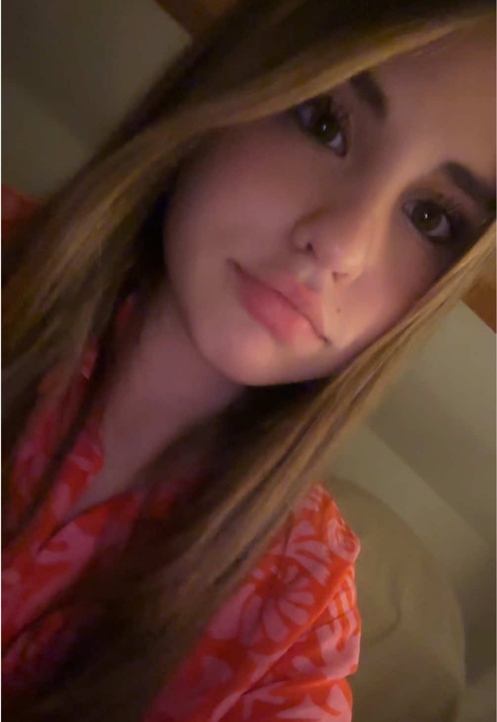 @𝑠𝑜𝑓𝑖𝑎