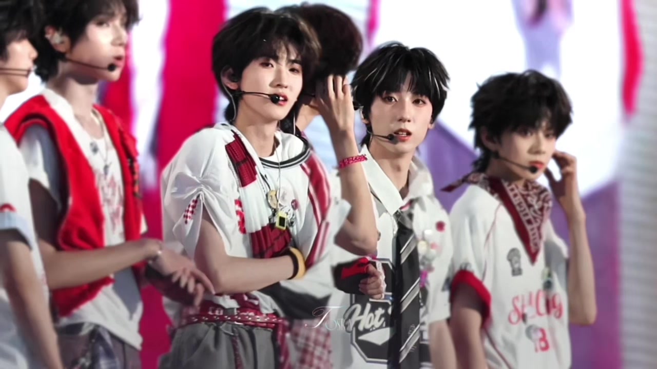 @โ๐ .Zuo Qihanโ๐ .