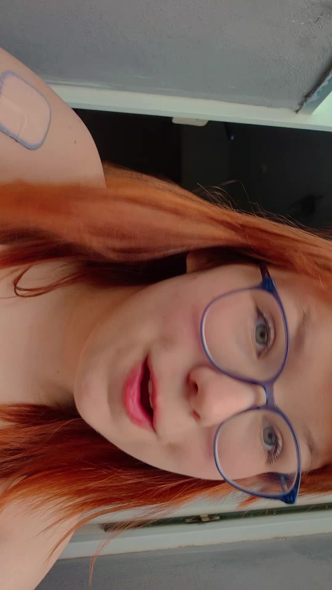 @Sarah_blue