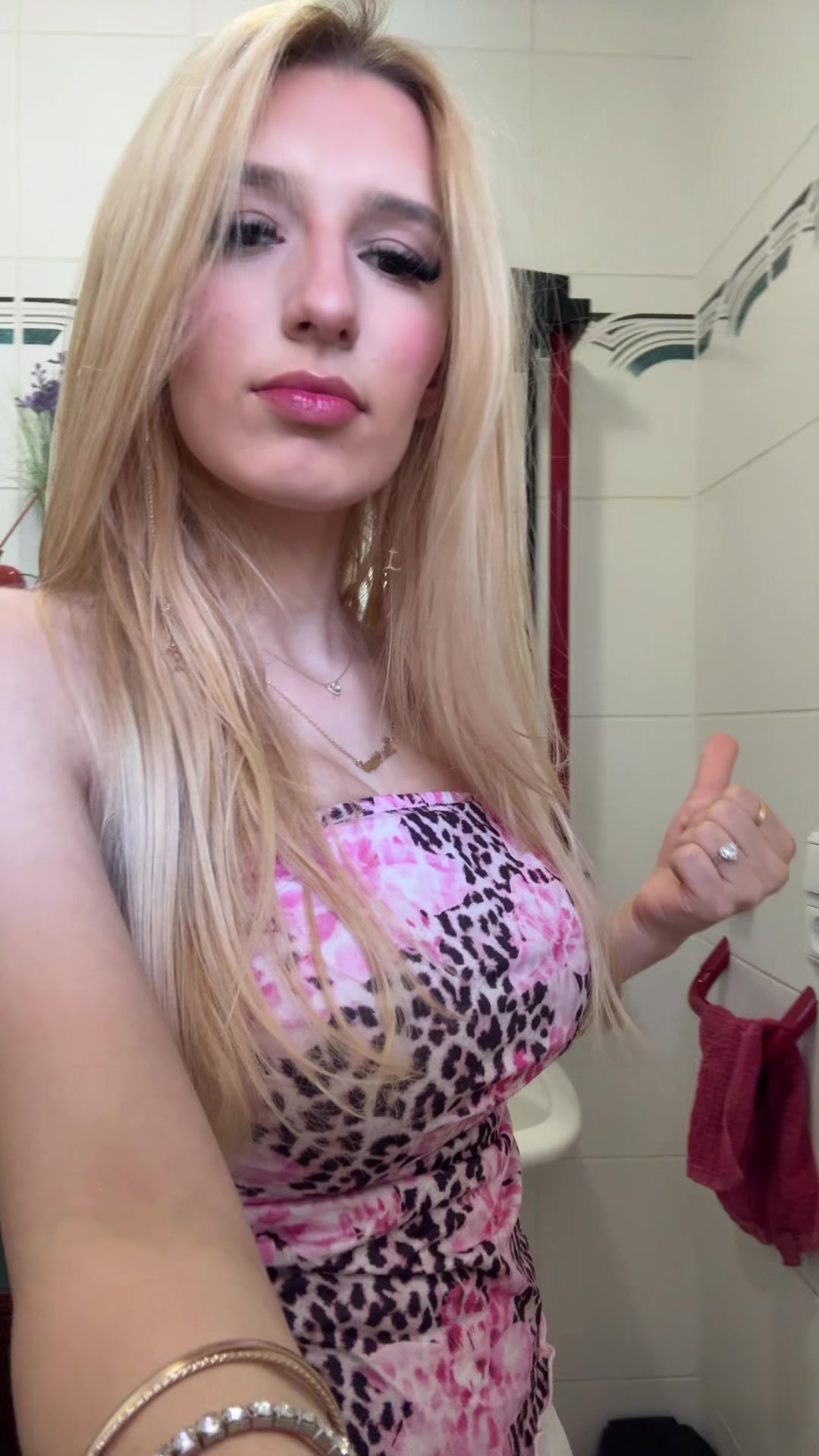 @simplybeatrice_