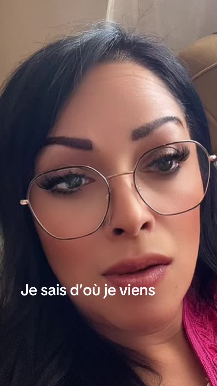@Henda femme forte