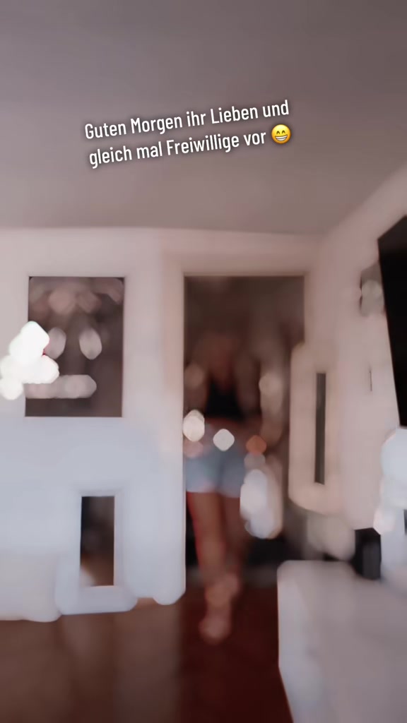 @𝑪𝒍𝒂𝒖𝒅𝒊 🤍🩵
