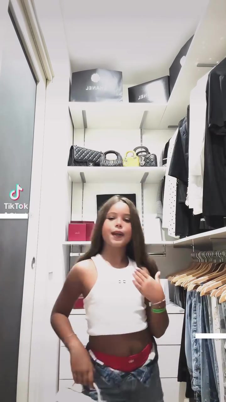 @_chloefinizio_🌺