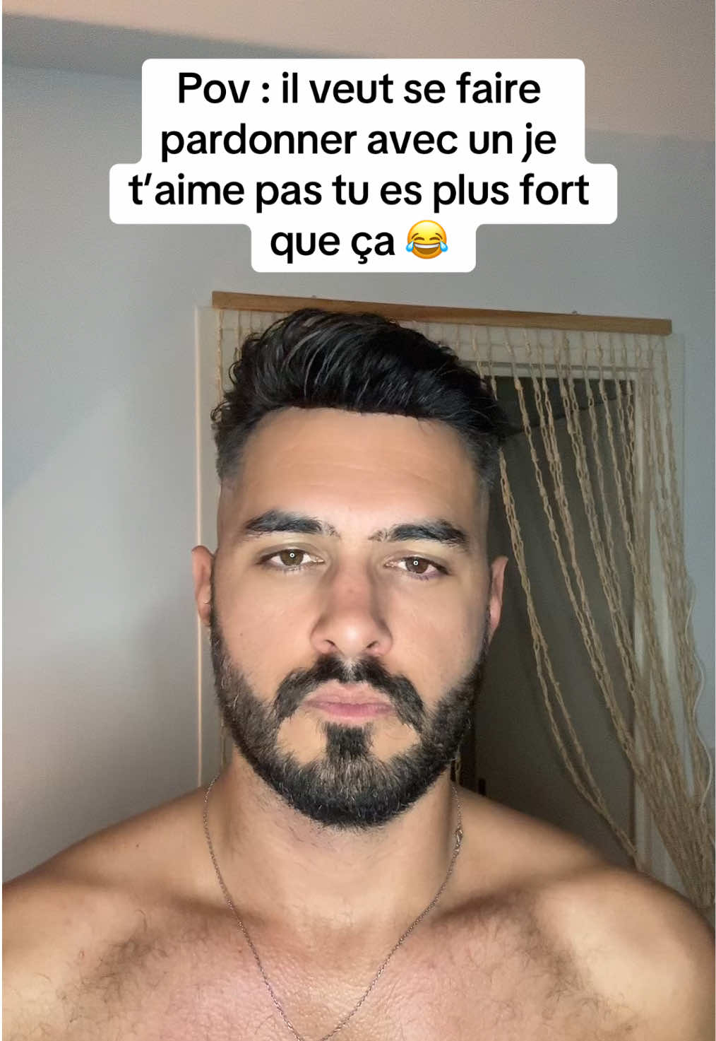 @Robertino