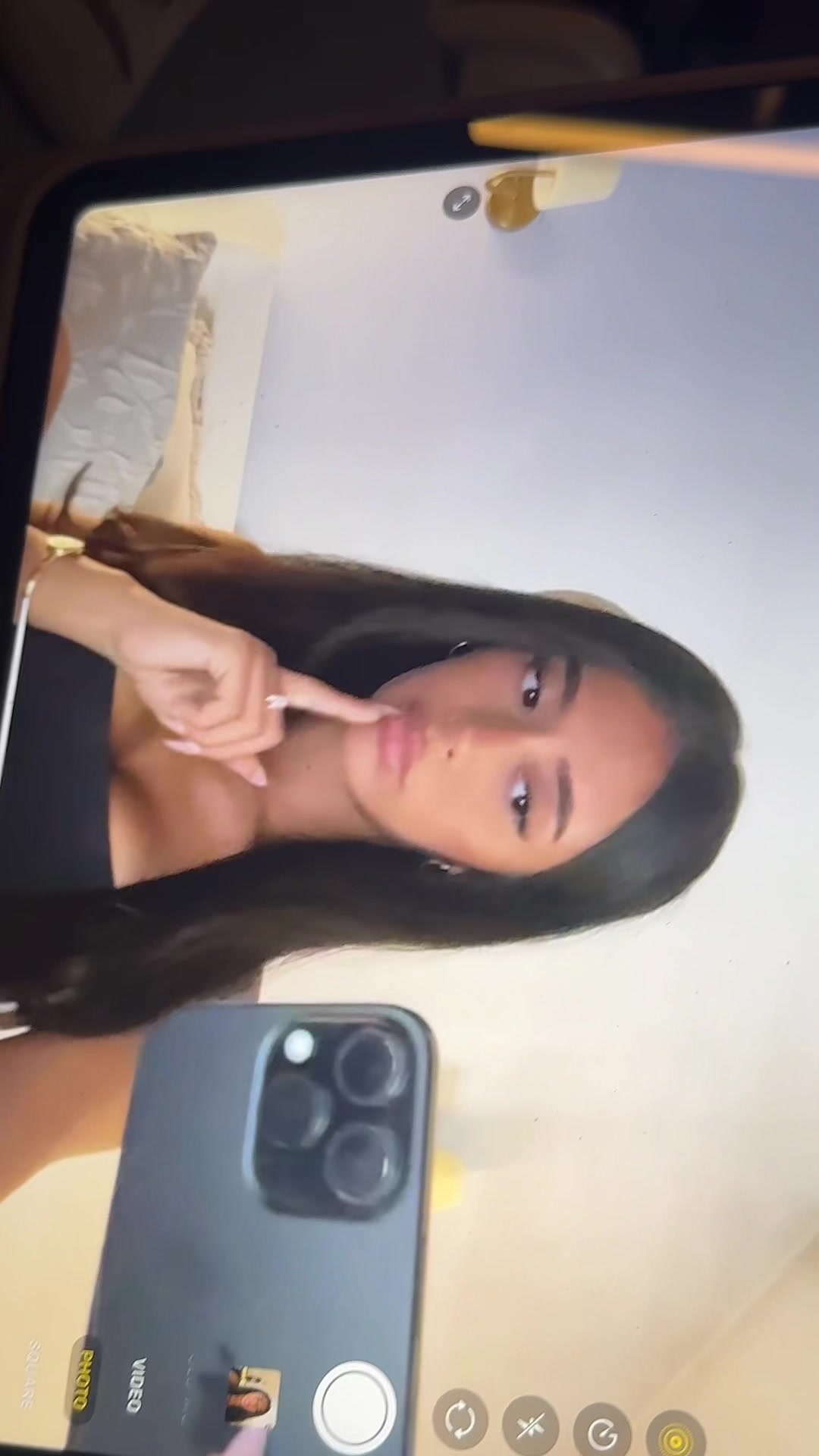 @M💋
