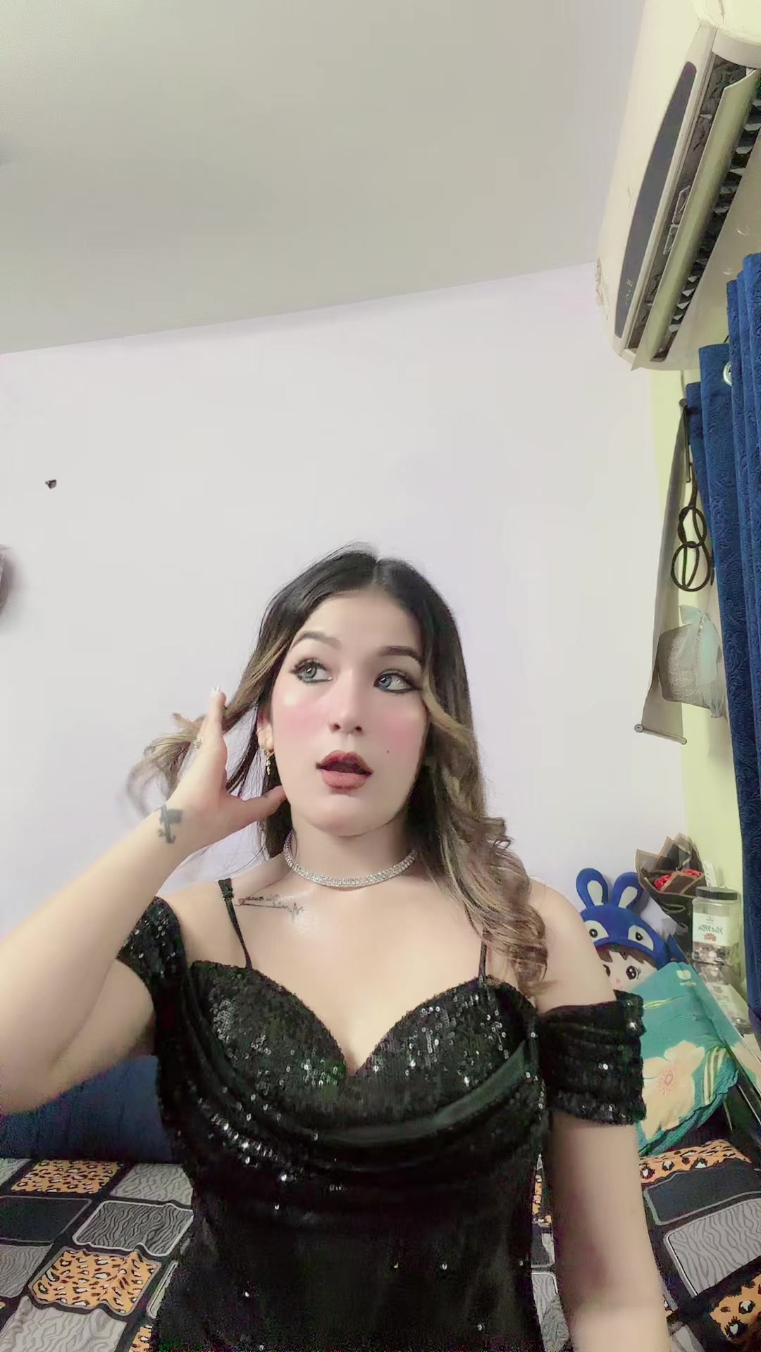 @MANU🧿