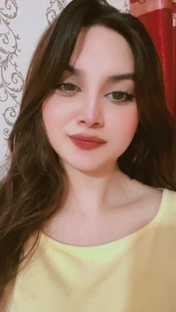 @Emaan🕊️✨