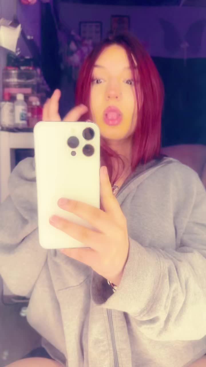 @queenqueef