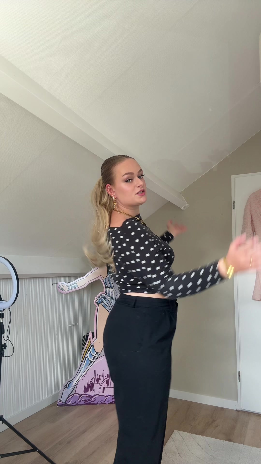 @𝐒𝐨𝐩𝐡𝐢𝐞